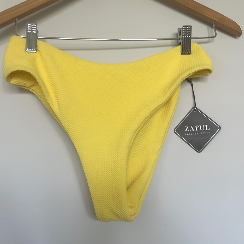 Zaful Bright Yellow Bikini Bottom Sz 6 NWT